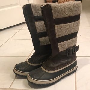 Like new Sorel winter boots